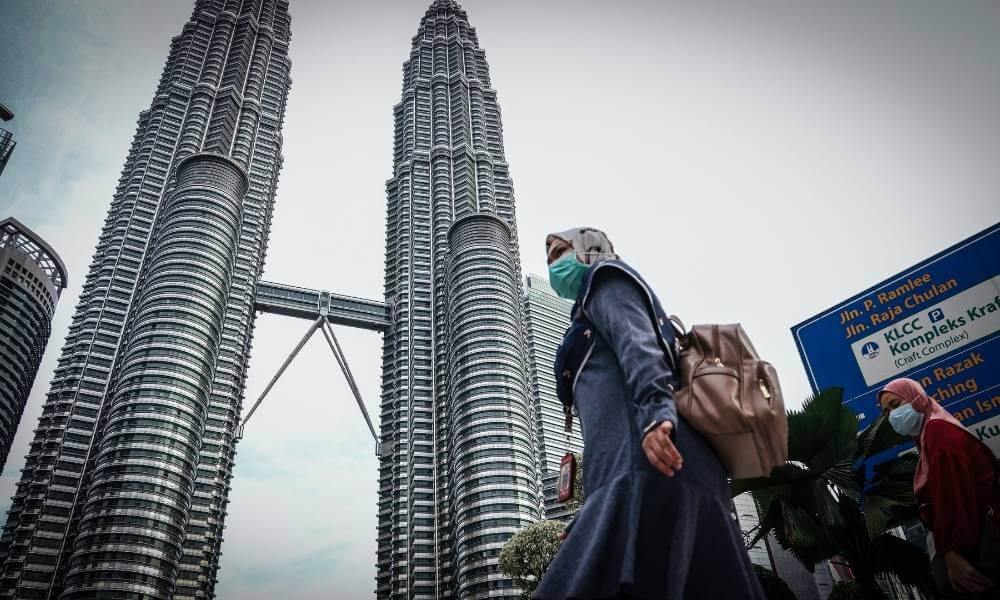 Malaysia Q2 GDP Surges 8.9% In Post-Pandemic Boom!